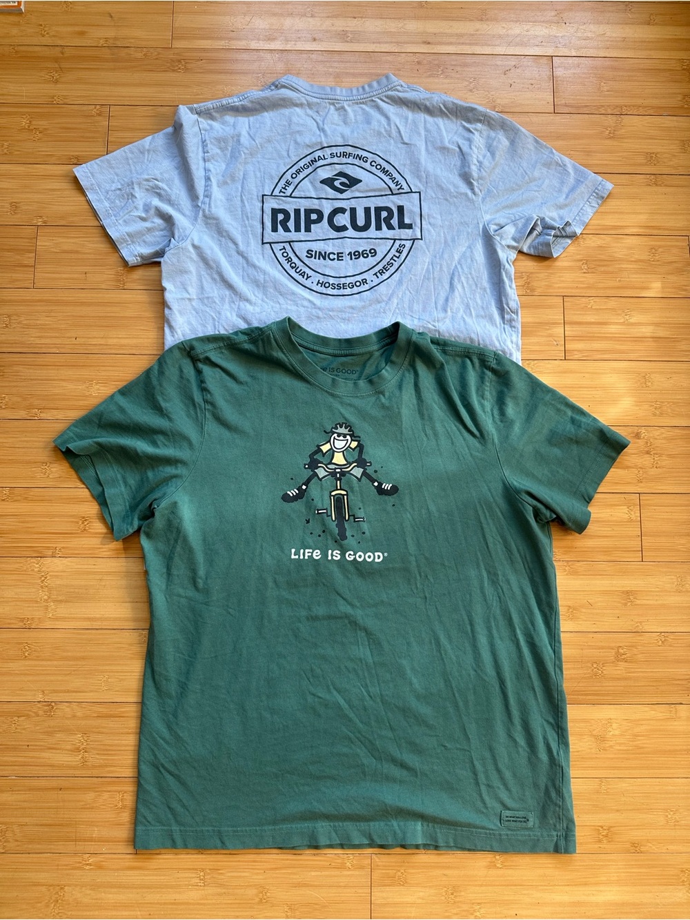 Rip Curl Light Blue & Green Short Sleeve Graphic Tees